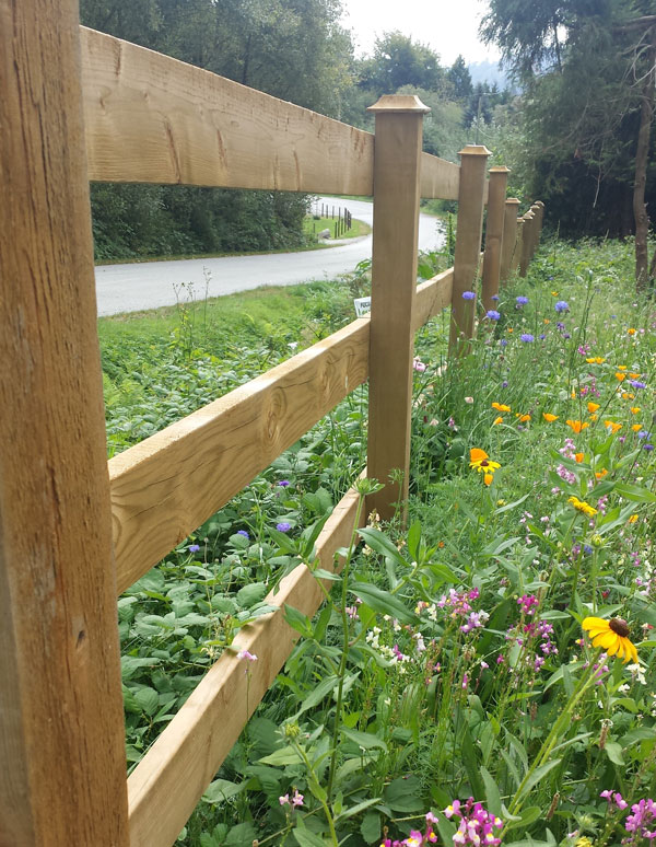 Custom Wood Fences Fraser Valley