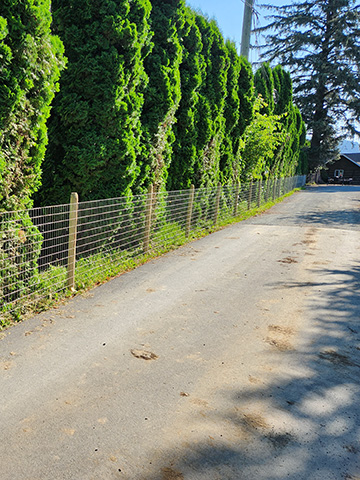 Farm fence installation / Post pounding Mission, Maple Ridge, Coquitlam, Abbotsford and Langley BC